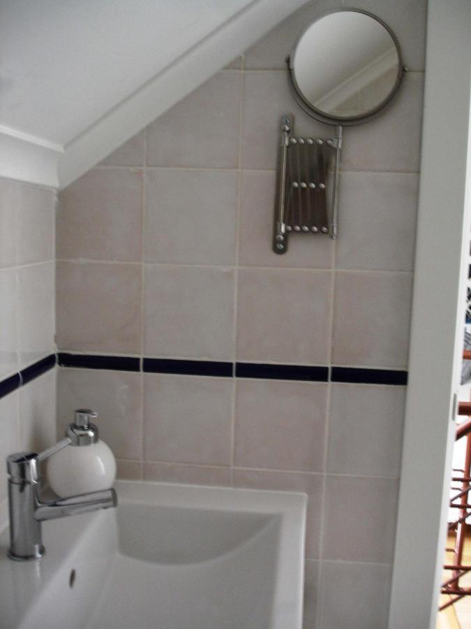 Apartamento Beco Do Sapato Lisbon Exterior photo